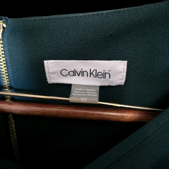 Calvin Klein Forest Green Chiffon Bell Sleeve Sheath Dress - Size 10 - Picture 3 of 12